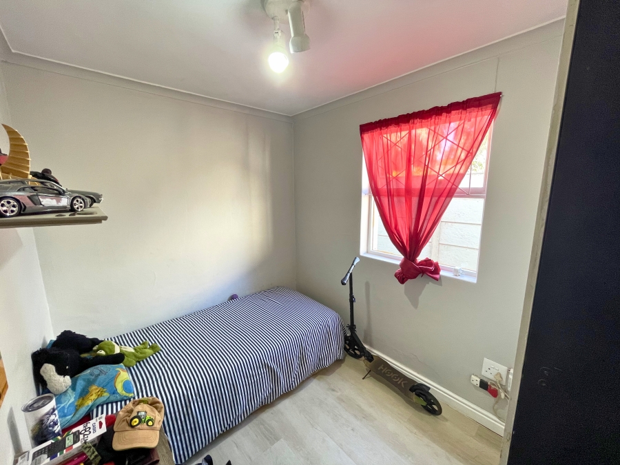 4 Bedroom Property for Sale in Langeberg Village Western Cape